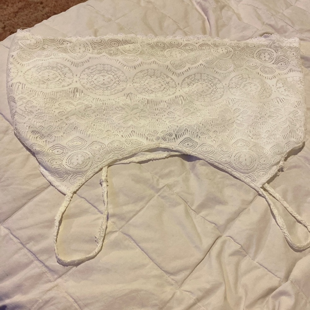Lace crop tank